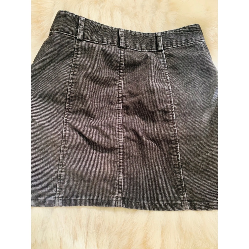 BDG SADIE denim skirt with button- front small - Picture 8 of 11